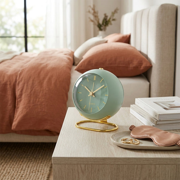 Silent Non-Ticking Retro Alarm Clock with Night Light