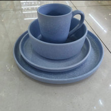 24 pcs ceramic dinner set shown from another angle (Ceramic)