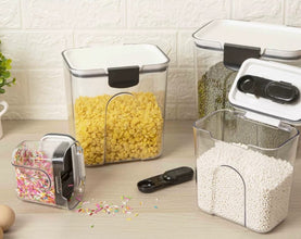 4 Pcs Airtight food storage container shown from another angle (Kitchen Storage & Organisation)