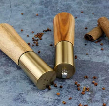 Luxury Kitchen Pepper & Salt Grinder (2-Piece Set) shown from another angle (Pp)