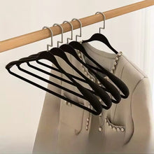 New Arc-Shaped Thickened Clothes Hanger – 10PC Set shown from another angle (Black & Cream)