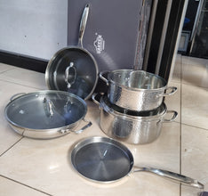 UAKEEN STAINLESS STEEL COOKWARE SET shown from another angle (Stainless steel)