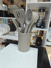 premium quality silicone spoon set shown from another angle (Silicone)