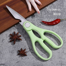Stainless steel multi function kitchen scissors/shears shown from another angle (Stainless steel)