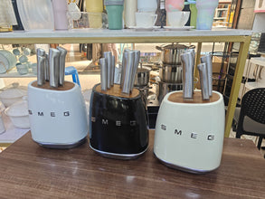 SMEG KNIFE SET — Black, Cream & White, Arvani Home Essentials