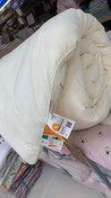 Premium quality duvet shown from another angle (Grey, Cream)