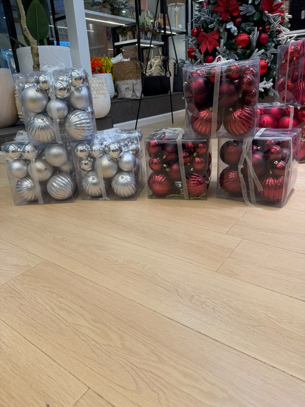 Small Luxe Christmas Bauble Set